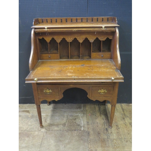 1553 - A Small Oak Roll Top Desk, 92(w)x55(d)x124(h)cm