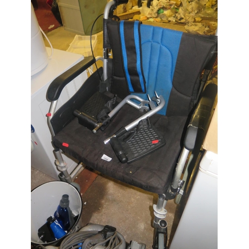 1598 - A Wheelchair