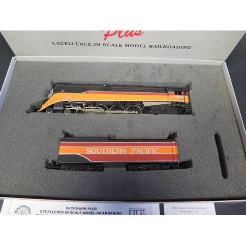 210 - A Bachmann Plus HO Scale No. 31301 Southern Pacific 4-8-4 GS4 Daylight #4449 in box with instruction... 