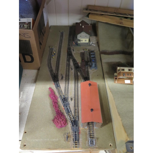 219 - An N Gauge Train Layout with H and M Powermaster Variable Transformer Unit.