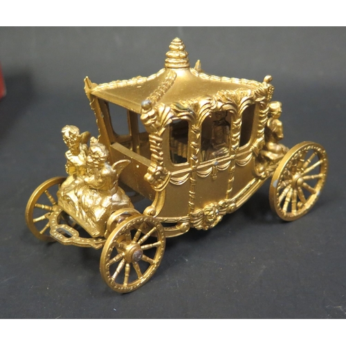 231 - A Very Rare Lesney Large Scale Coronation Coach with Early Cast King and Queen (Only 200 issued) plu... 