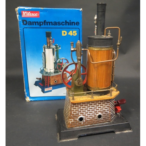 236b - A Wilesco D45 Dampfmaschine Steam Engine Boxed. Appears in very good condition (untested).