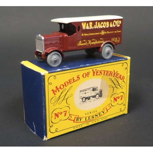 261 - A Matchbox Models of Yesteryear Y7-1-1 1918 Leyland 4-ton Van, Dark brown, white roof, silver radiat... 