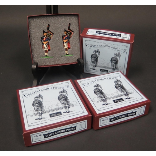 296 - Three W Britain (Britains) Special Collectors Edition 40210 Scots Guards Pipers Toy Soldiers in Boxe... 