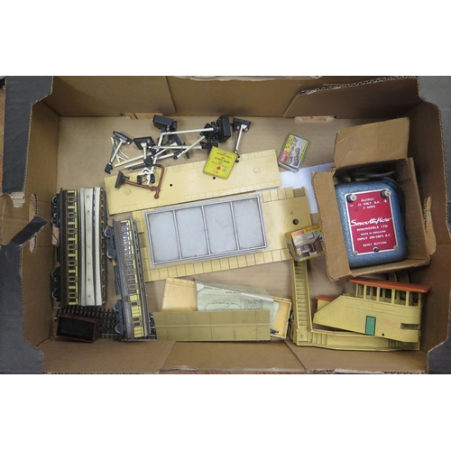 324 - A Selection of Hornby Dublo OO Gauge Rolling Stock Boxed, Smooth Hour Transformer - Rectifier and ot... 