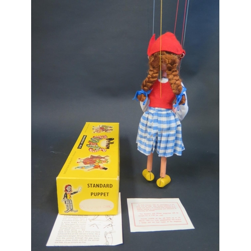 85 - A Pelham Puppet Dutch Girl Type SS in Box