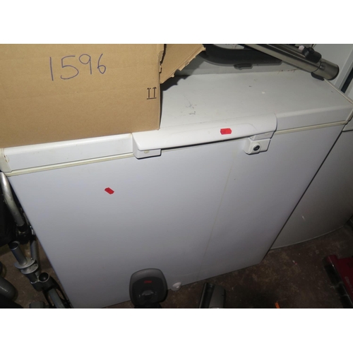 1600a - Chest Freezer