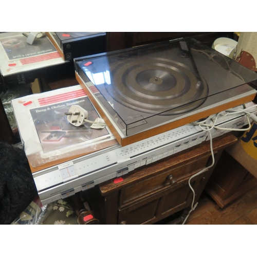 1604 - A Bang & Olufsen Beocenter 2600 and Beogram 1100 (no pick-up _ for spares and repairs)