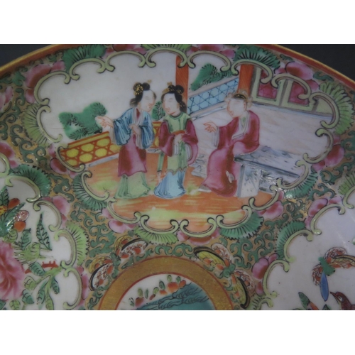 1030 - A 19th Century Cantonese Export Ware Famille Rose Shallow Dish, 21cm diam.