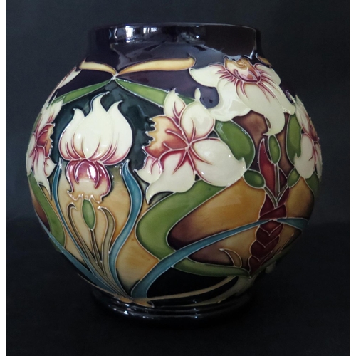 1142 - A Modern Moorcroft Royal Gold Vase, RM2/6, Rachel Bishop Catalogue Ltd. Ed. 13/100, 17cm