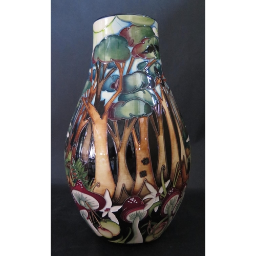 1146 - A Modern Moorcroft Wonderland, 117/12, Nicola Slaney Adventure in Wonderland series trial piece, 201... 