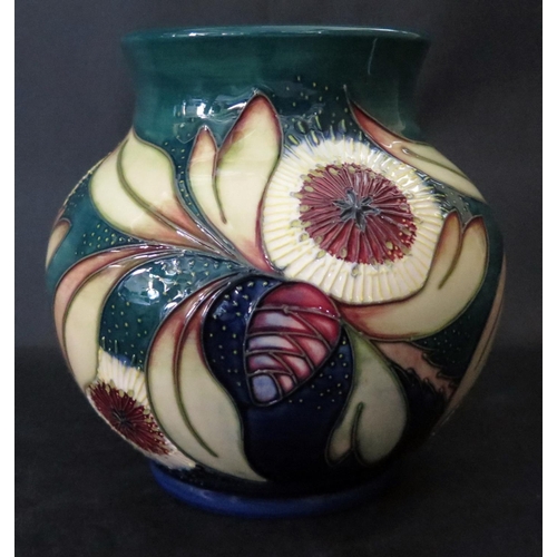 1149 - A Modern Moorcroft Albany Vase, 914/6, Nicola Slaney Catalogue 2001, 2001, 14.5cm