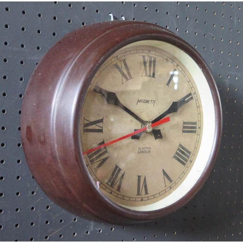 1236 - A MAGNETA Bakelite Cased Electric Clock, 7.5