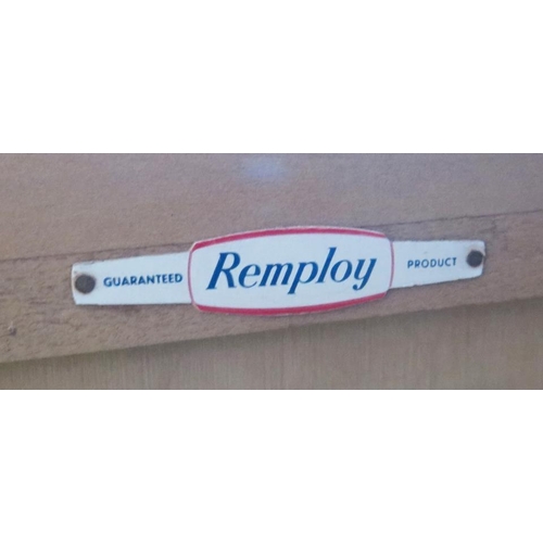 1315 - A Pair of Remploy Open Bookshelves, 76(w)x89(h)cm