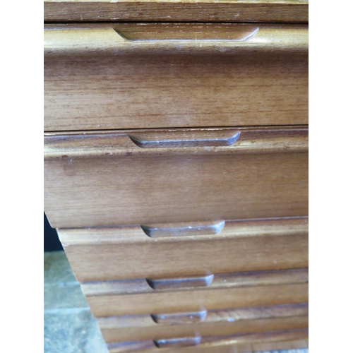 1349 - A 1960's Teak Chest of Six Drawers, 82(w)x97(h)x45(d)cm