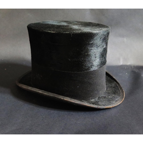 1458 - A Top Hat. A/F