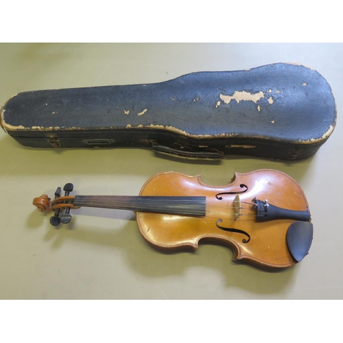 1576b - A London Violin Company 3/4 Violin by in case