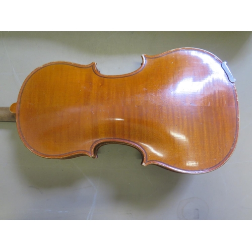 1576b - A London Violin Company 3/4 Violin by in case