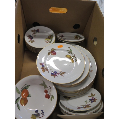 1690 - A Large Selection of Royal Worcester Evesham and Evesham Vale Table Ware