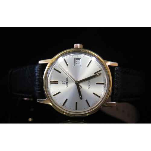 473 - A Gent's OMEGA Automatic Gold Plated Wristwatch. Sold with original boxes and 1976 receipt. Runs mom... 