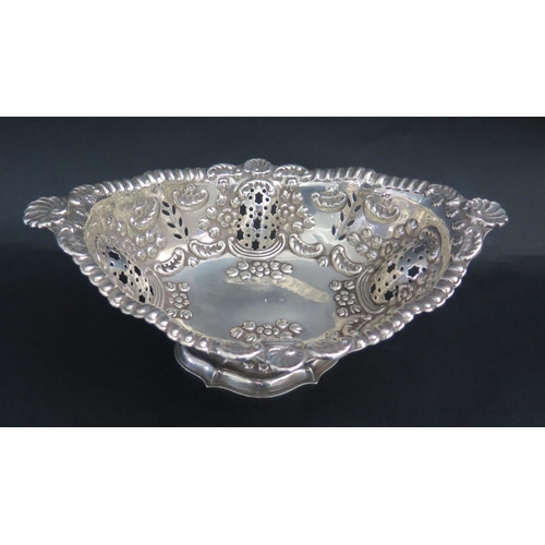 556 - A Victorian Silver Oval Dish with pierced and embossed decoration, Birmingham 1900, Cooper Brothers ... 