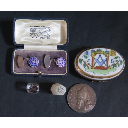 703 - A Collection of Masonic Items including Genève Temple Maçonnique 1898 (silver), glass seal, silver c... 