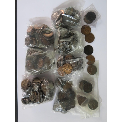 724 - A Collection of UK Copper Coins, c. 3kg