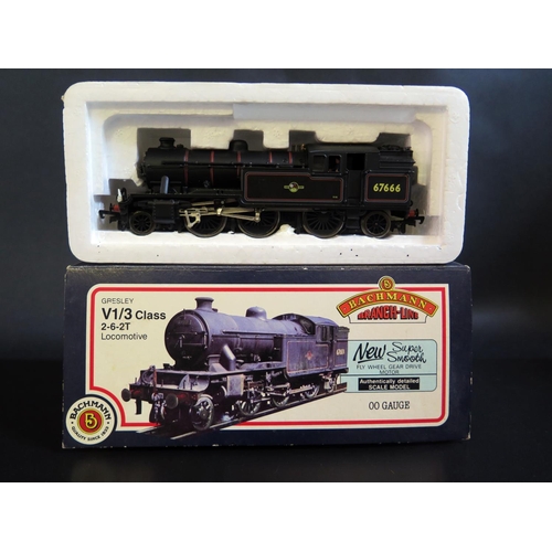 1005 - A Bachmann OO Gauge 31-604 V3 Tank 67666 B.R. Late Crest Hopper Type Bunker Boxed