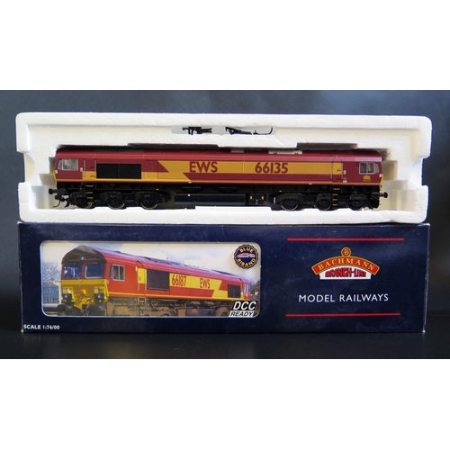 1011 - A Bachmann OO Gauge 32-725 Class 66 Diesel 66135 EWS (DCC Ready) Boxed