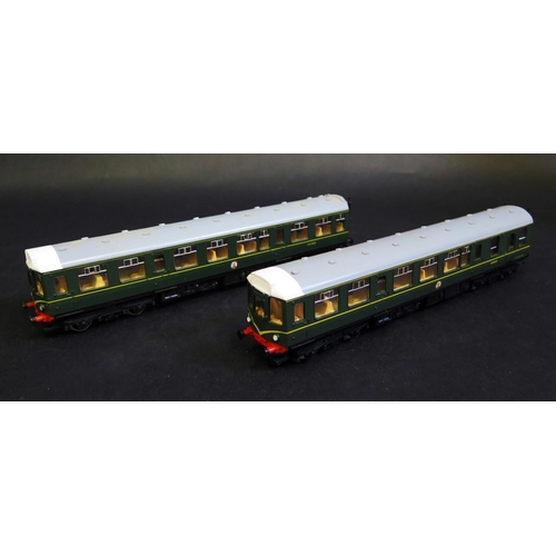 1035 - A Hornby OO Gauge Class 110 British Railway 2 Car Set