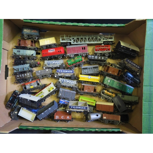 1042a - A Box of OO Gauge Rolling Stock including Hornby, Lima, Bachmann, Tri-ang etc.