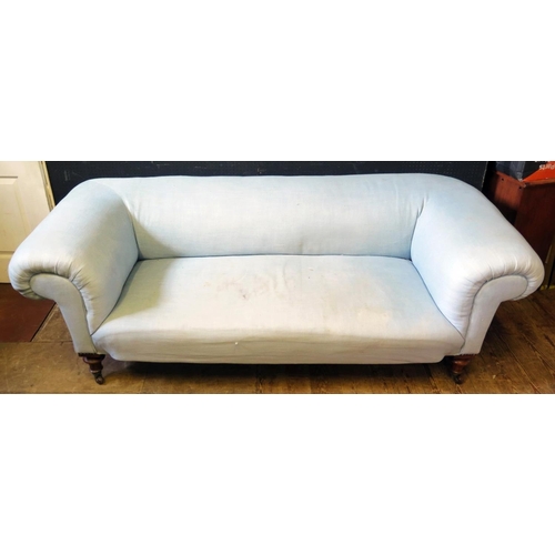 1407 - An Edwardian Upholstered Chesterfield