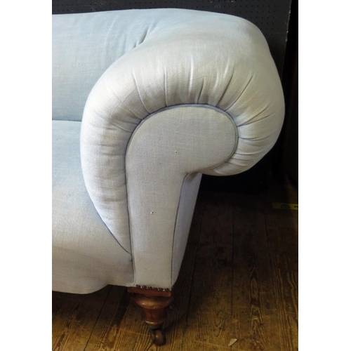 1407 - An Edwardian Upholstered Chesterfield