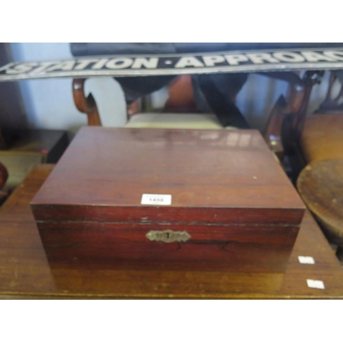 1458 - A Rosewood Sewing Box with contents