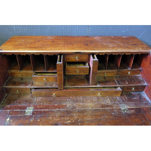 1534 - A Georgian Mahogany Bureau,99(w)x99(h)x50(d)cm