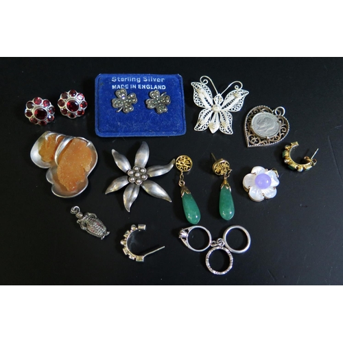 156 - A Selection of Silver and other Jewellery