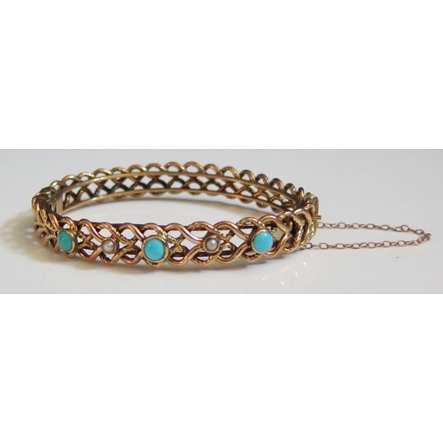 290 - A 9ct Gold, Turquoise and Seed Pearl Hinged Bangle, 14.4g