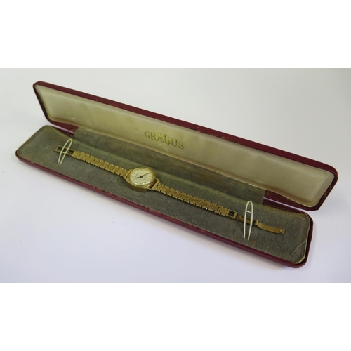 385 - A GRADUS 9ct Gold Ladies Wristwatch with 17 jewel movement, boxed and running