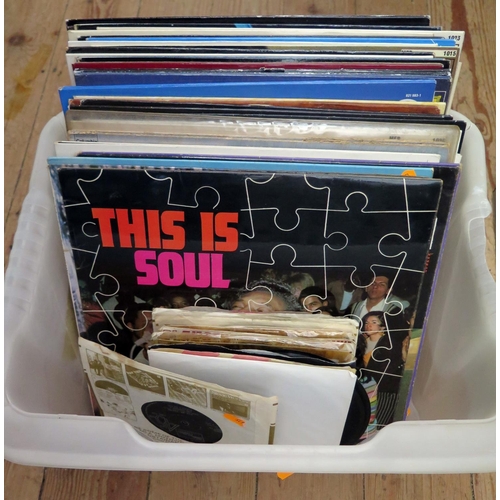 1489 - A Box of LPs including Diana Ross