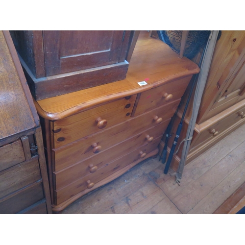 1533 - A Modern Pine Chest of Drawers, 84(w)x78(h)x45(d)cm and headboard