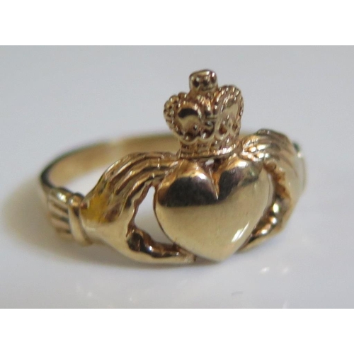 189 - A 9ct Gold Claddagh Ring, size T.5, 3.5g