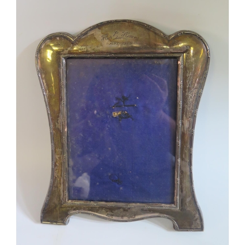 682 - An Edward VII Silver Easel Back Photograph Frame, 8x6