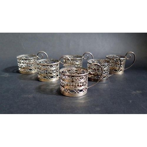 738 - A George V Set of Six Pierced Silver Coffee Can Holders, Sheffield 1921, Walker & Hall, 163g