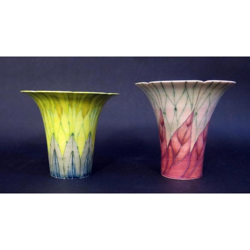 160 - Two Dennis China Works Vases, tallest 16cm