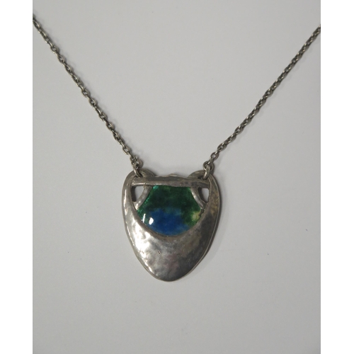 1672 - An Arts & Crafts Planished Silver and Enamel Pendant Necklace, 40mm drop, c. 18.5