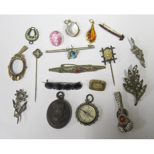 1679 - A Selection of Antique Jewellery including a magnifying crystal pendant locket, compass pendant, jet... 