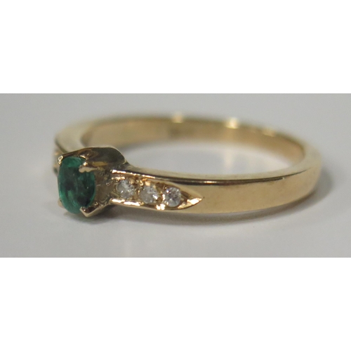 1706 - A 14K Yellow Gold, Emerald and Diamond ring, emerald 4x3mm, size M, 2.8g