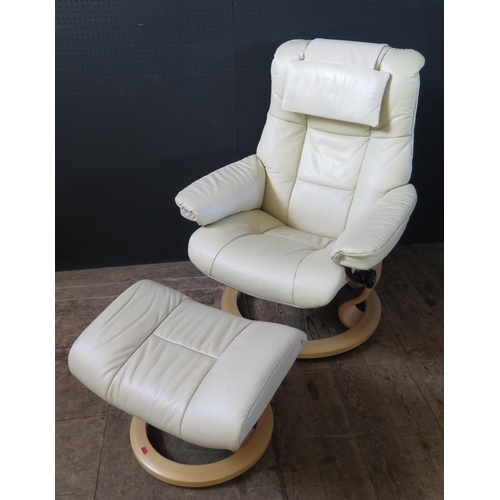 266f - A Ekornes Stressless Chelsea Recliner & Foot Stool in Cream Leather. Bought New In 2014, 2 Years lef... 