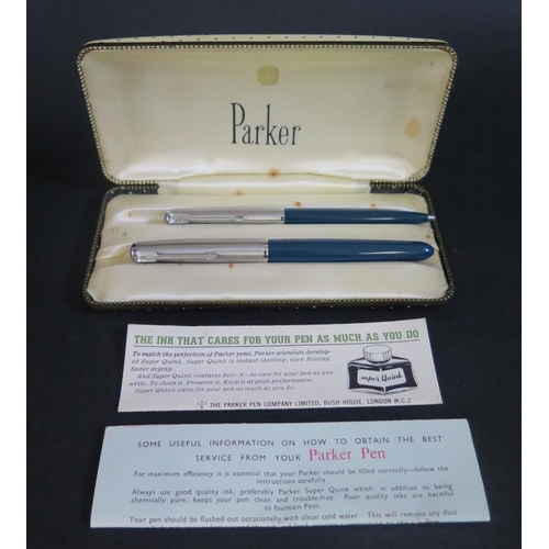 513 - A Cased PARKER 51 Fountain Pen and Ballpoint Pen Set