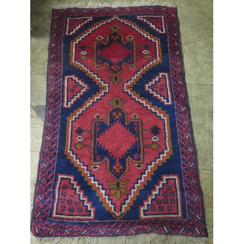 731 - A Persian Style Rug, 145x86cm